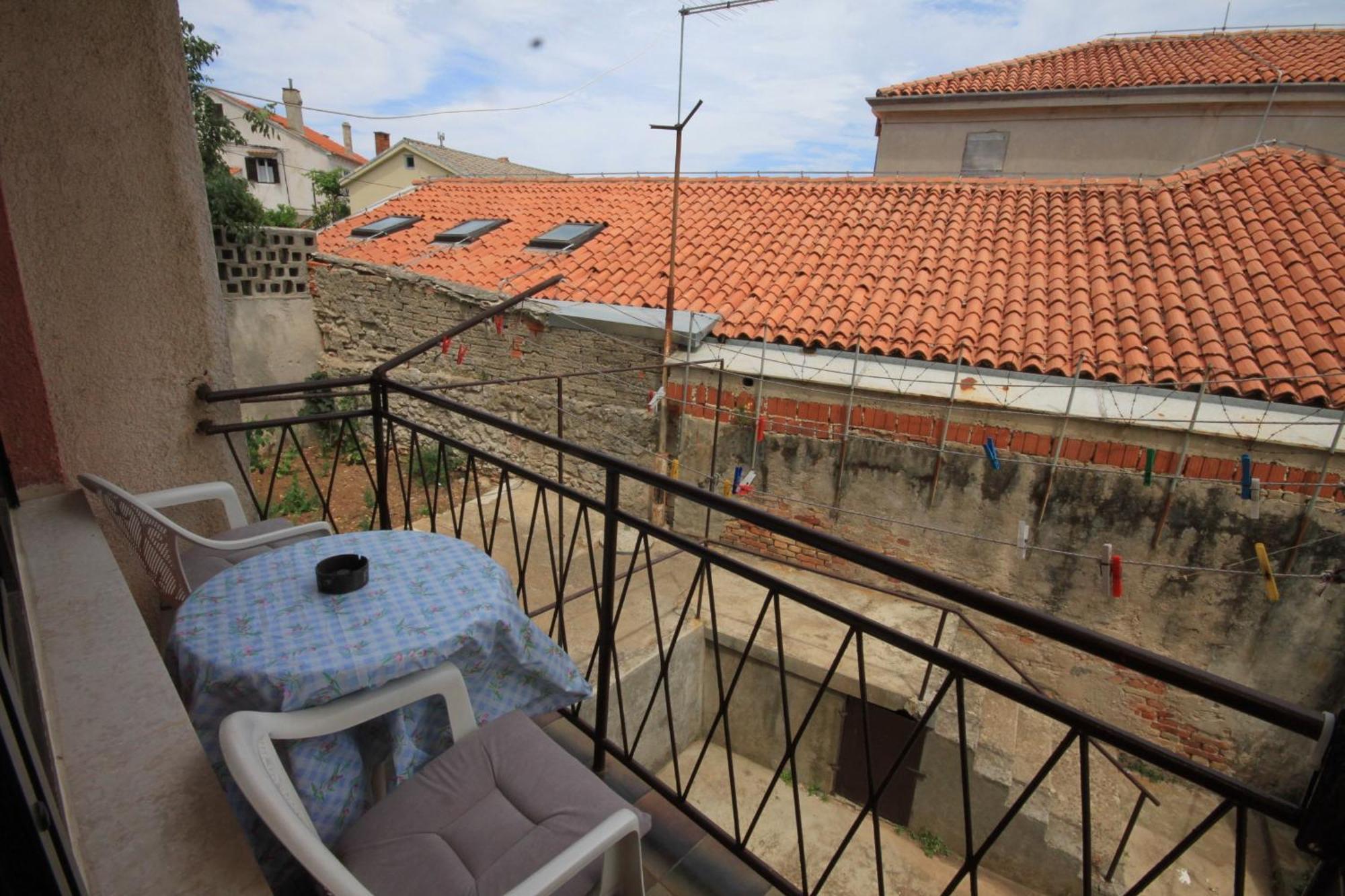 Apartments And Rooms With Parking Space Mali Losinj Bagian luar foto